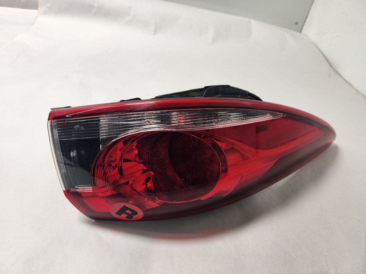 2015 MAZDA 6 4cyl Gasoline 2.5 DOHC Left TAIL LAMP - 384040