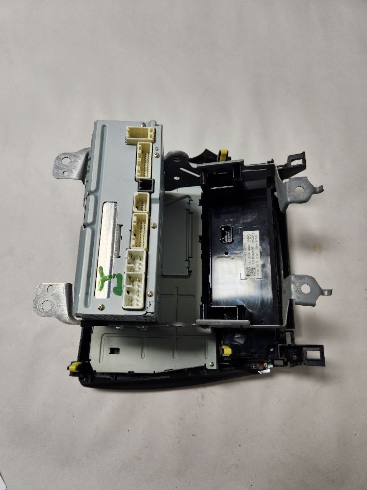 2017 TOYOTA CAMRY TEMP CONTROL - 384162 — photo 1