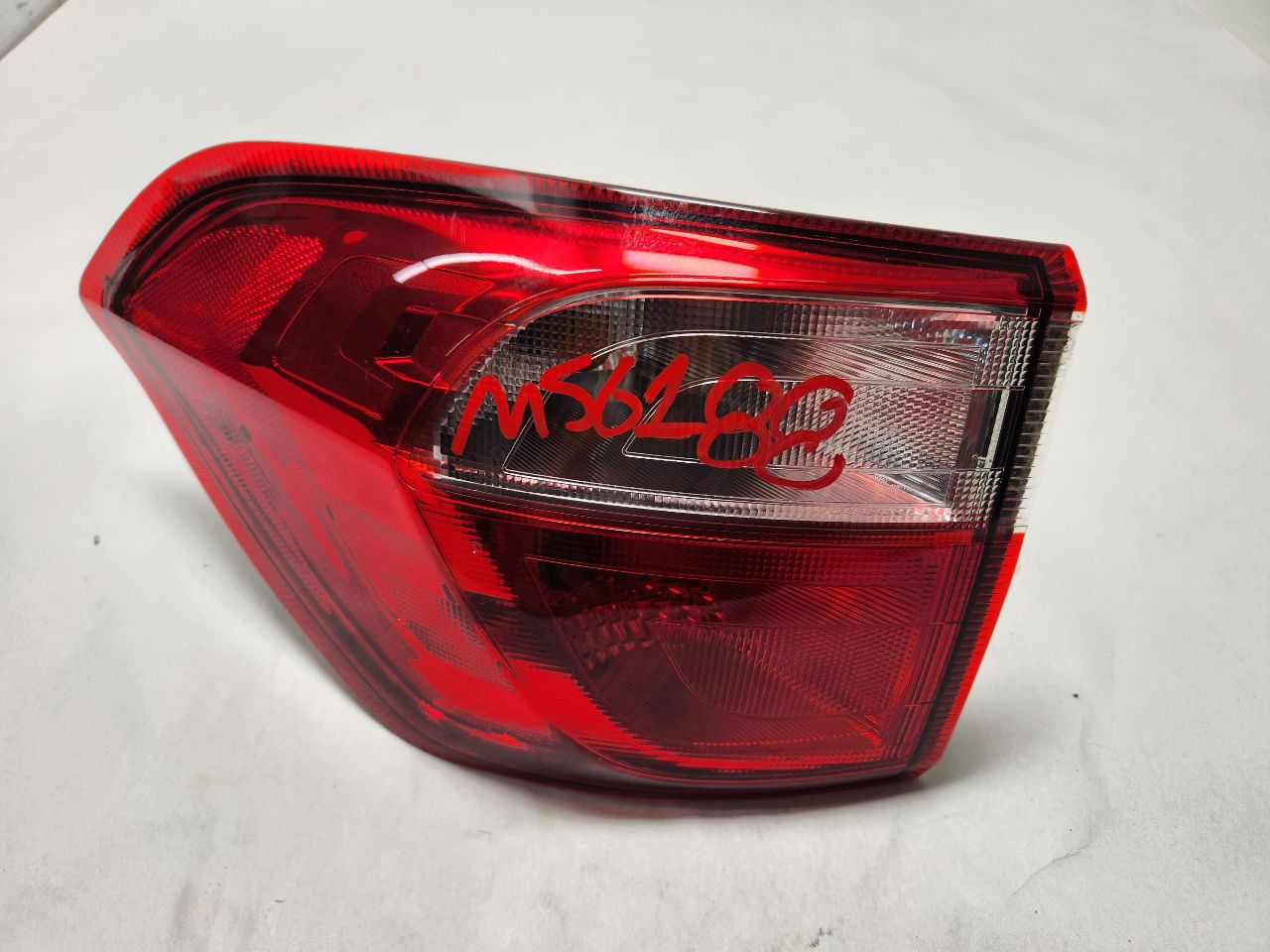 2019 FORD ECOSPORT 2.0L 4cyl Gasoline VVT Left TAIL LAMP - 384166