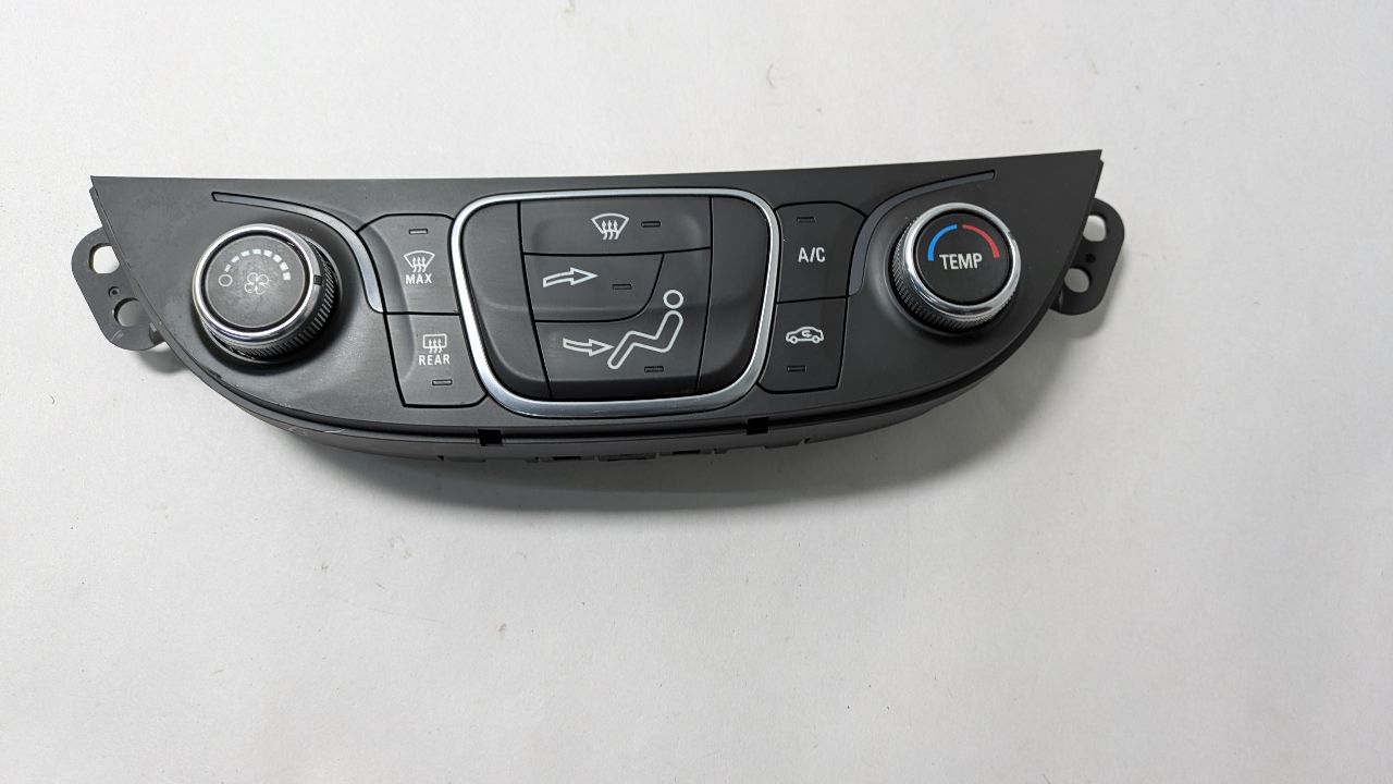 2017 CHEVROLET MALIBU 4cyl Gasoline Turbo 1.5 TEMP CONTROL - 384254