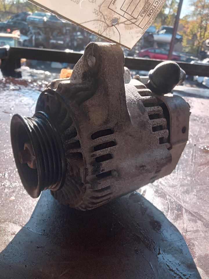 2001 HONDA CR-V 4cyl Gasoline 2.0 ALTERNATOR - 384274