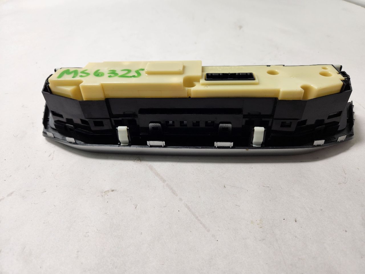 2015 HONDA ACCORD 4cyl Gasoline 2.4 TEMP CONTROL - 384419 — photo 4