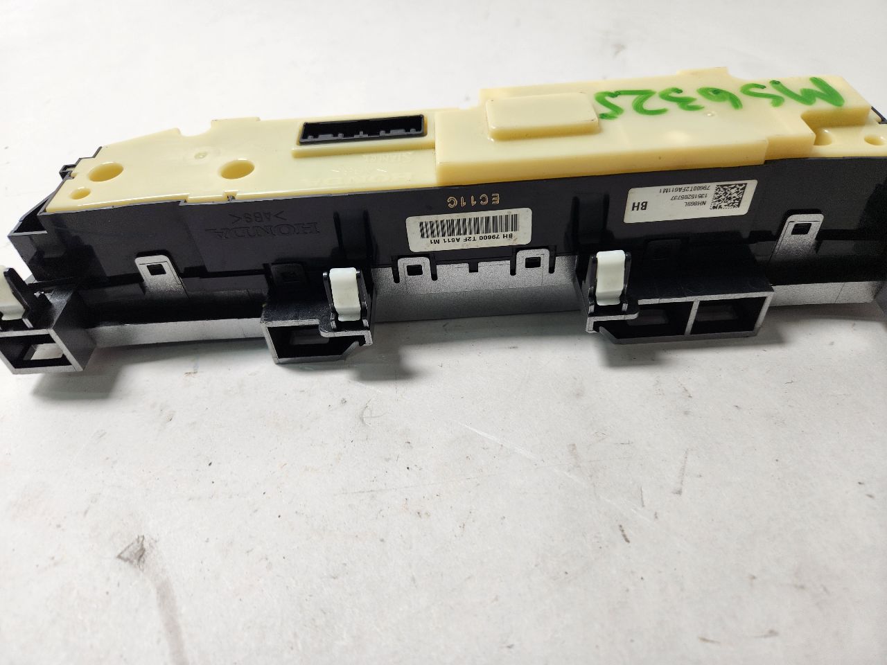 2015 HONDA ACCORD 4cyl Gasoline 2.4 TEMP CONTROL - 384419 — photo 5