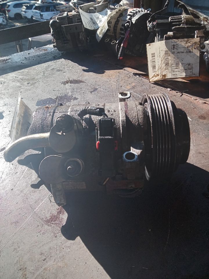 2010 DODGE CHARGER 6cyl Gasoline 3.5 HO AC COMPRESSOR - 384591 — photo 2