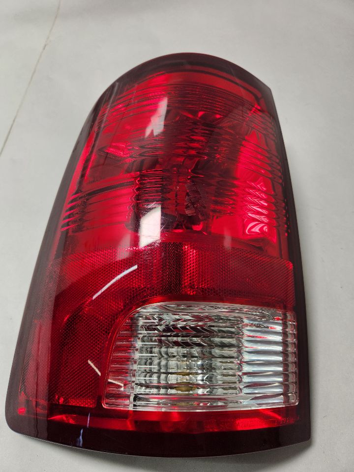 2011 DODGE 1500 PICKUP Left TAIL LAMP - 384697 — photo 1