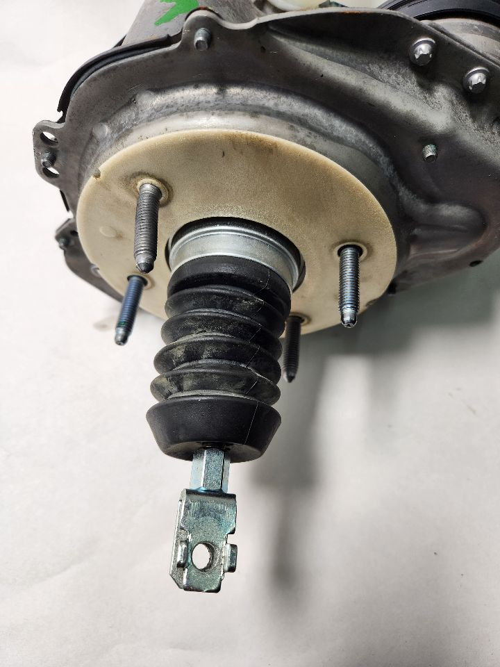 2025 HONDA HR-V 2.0L 4cyl Gasoline POWER BRAKE BOOSTER - 384760 — photo 3