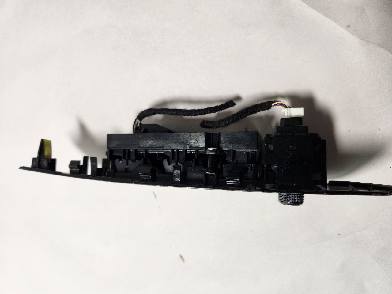 2023 TOYOTA COROLLA 2.0L 4cyl Gasoline Left Front Door Switch - 384840 — photo 4