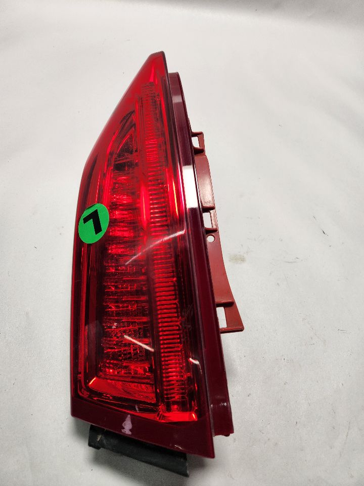 2013 CADILLAC ATS 4cyl Gasoline Turbo 2.0 Left TAIL LAMP - 384933