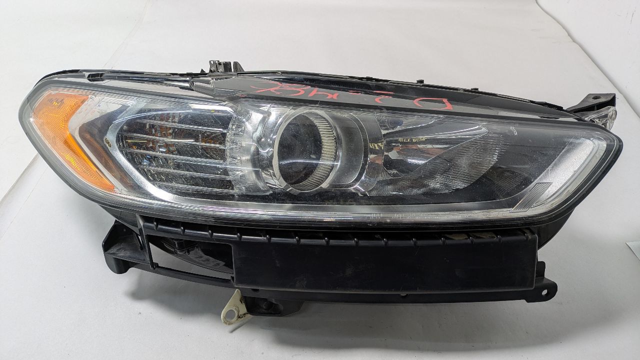 2013 FORD FUSION Right HEADLAMP ASSEMBLY - 385058 — photo 1