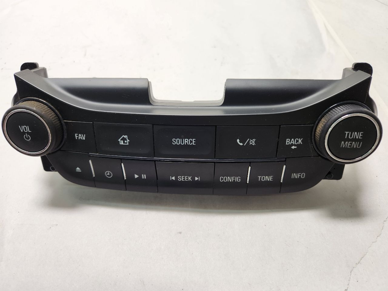 2016 CHEVROLET MALIBU 4cyl Gasoline 2.5 DOHC Radio Audio - 385149