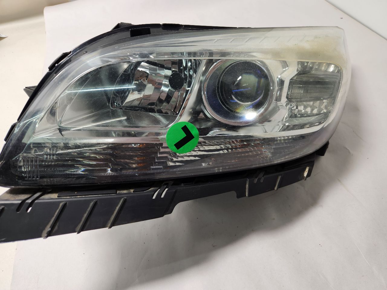 2016 CHEVROLET MALIBU 4cyl Gasoline 2.5 DOHC Left HEADLAMP ASSEMBLY - 385156