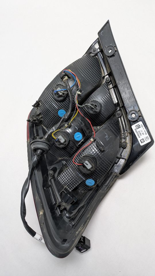 2020 CHEVROLET SONIC Left TAIL LAMP - 385366 — photo 3