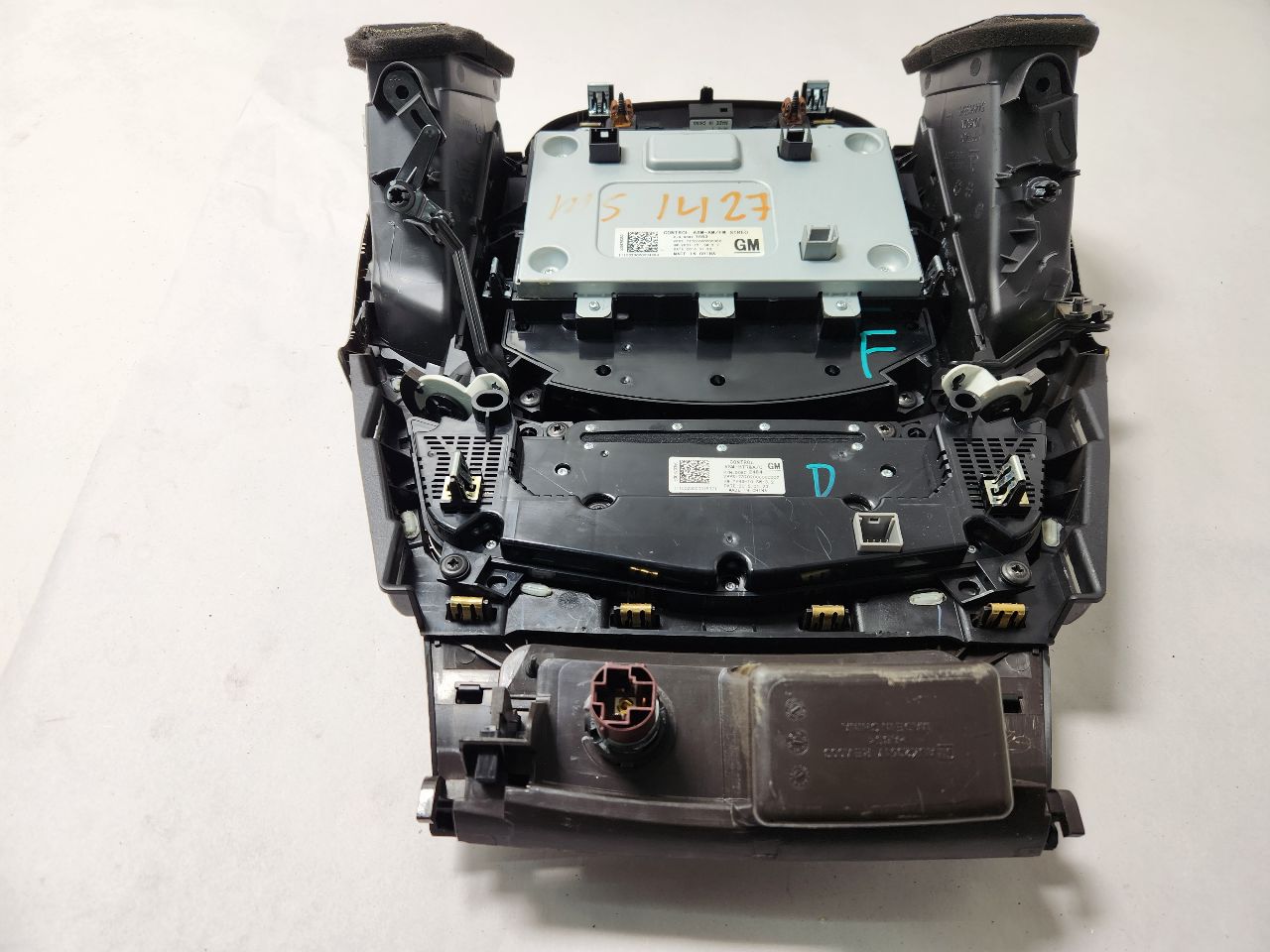 2015 BUICK LACROSSE 6 cyl Gas Flex Fuel 3.6 Radio Audio - 385421 — photo 6