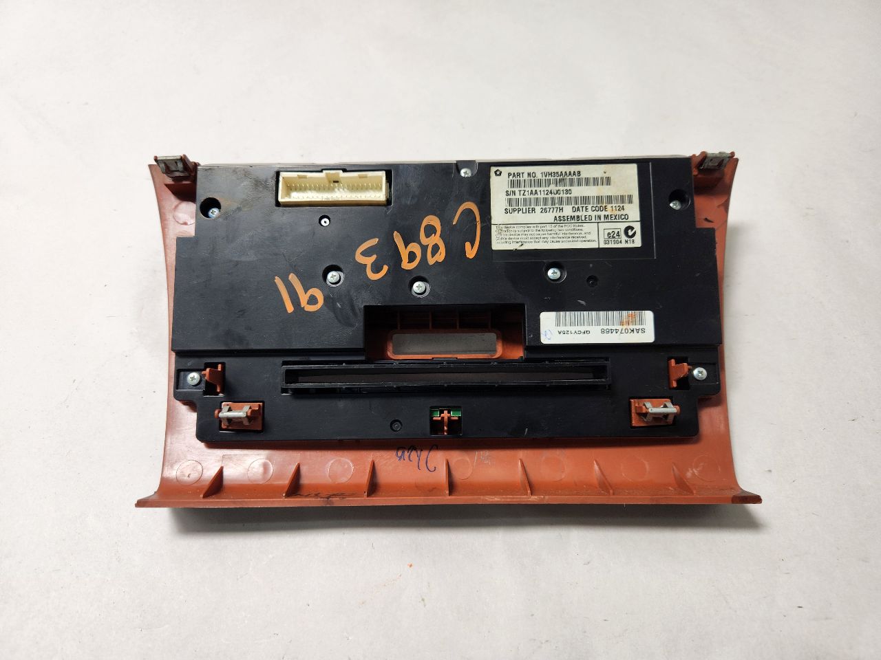 2014 CHRYSLER 300 TEMP CONTROL - 385434 — photo 3