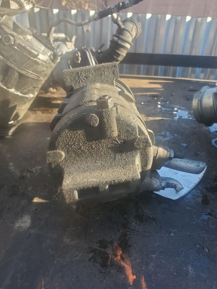 2008 FORD TAURUS 6cyl Gasoline 3.5 AC COMPRESSOR - 385457 — photo 4