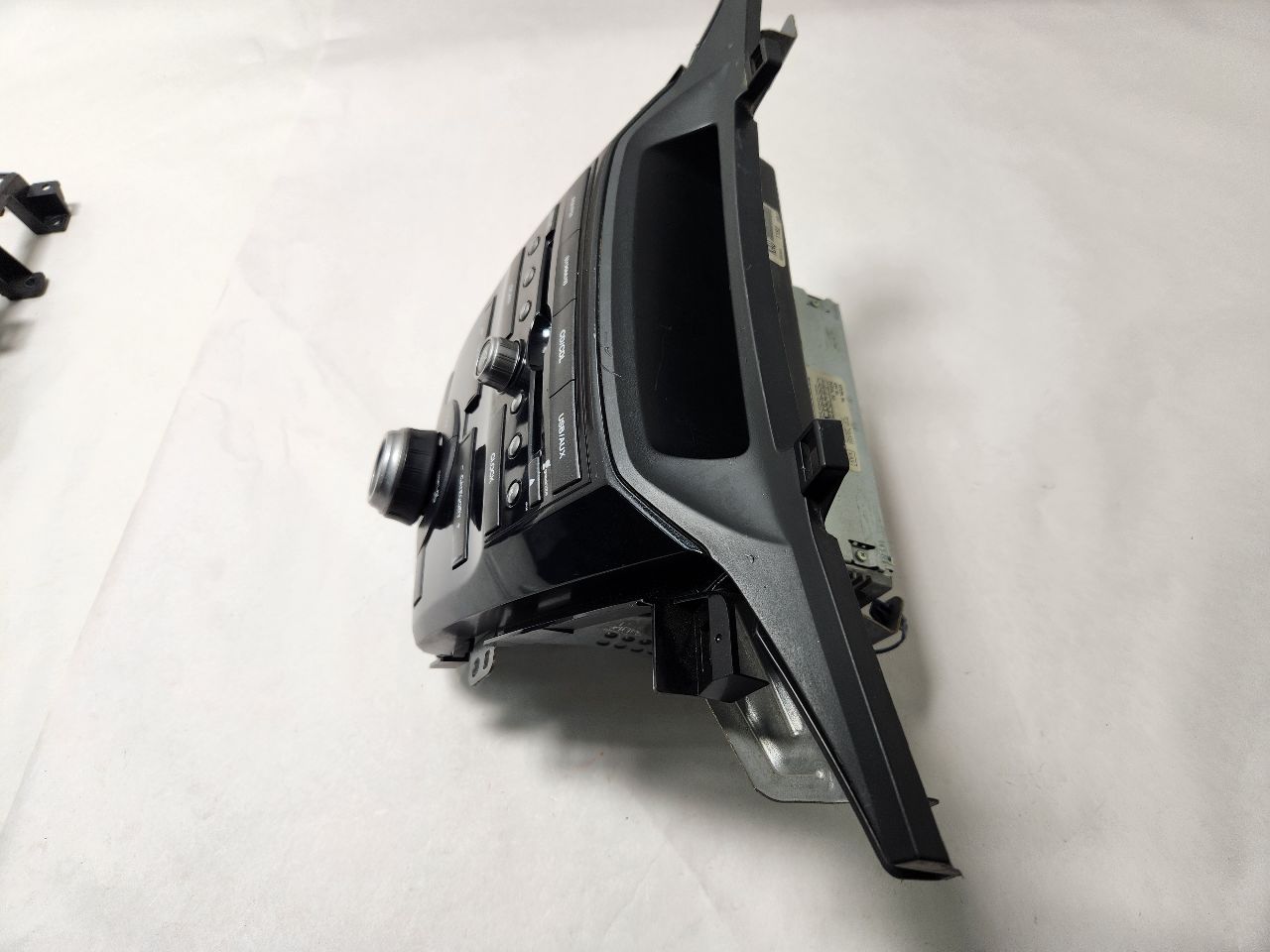 2012 HONDA ODYSSEY 6cyl Gasoline 3.5 Radio Audio - 385606 — photo 2