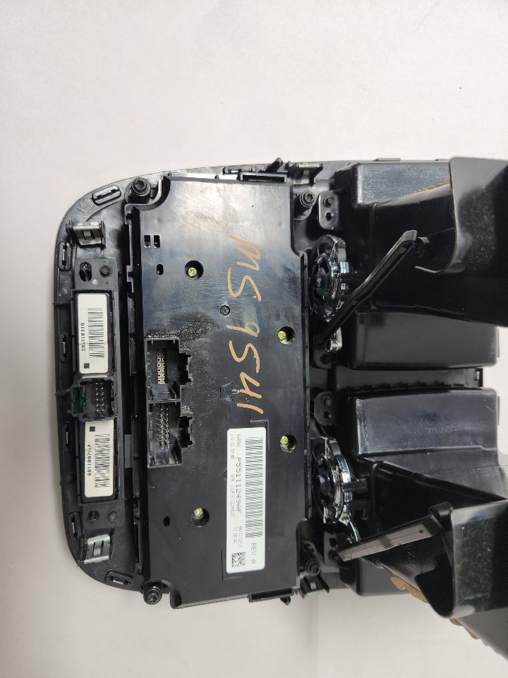 2014 DODGE CARAVAN 6 cyl Gas Flex Fuel 3.6 TEMP CONTROL - 385610 — photo 4