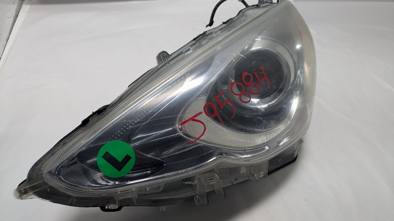 2015 TOYOTA PRIUS 4cyl Electric 1.5 Left HEADLAMP ASSEMBLY - 385808
