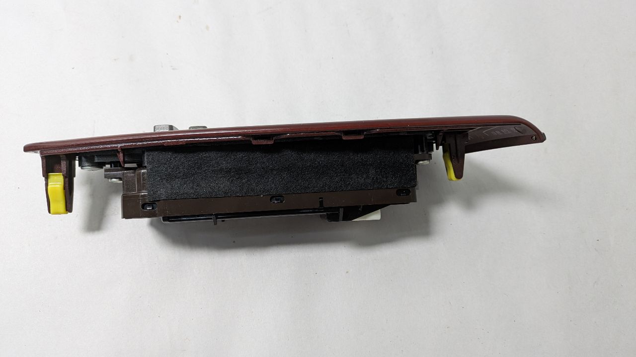 2009 LEXUS LS460 Left Front Door Switch - 385829 — photo 3