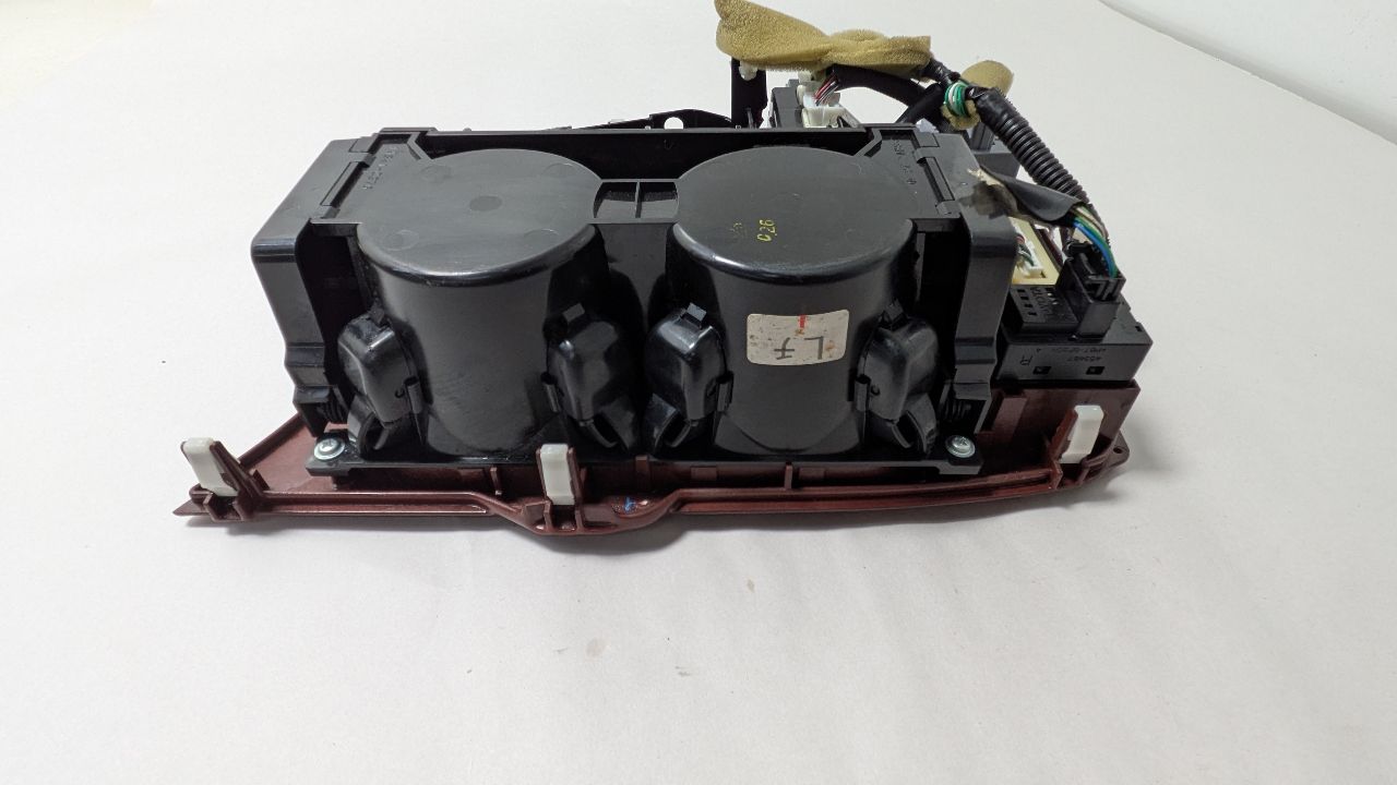 2009 LEXUS LS460 Console, Front - 385830 — photo 5