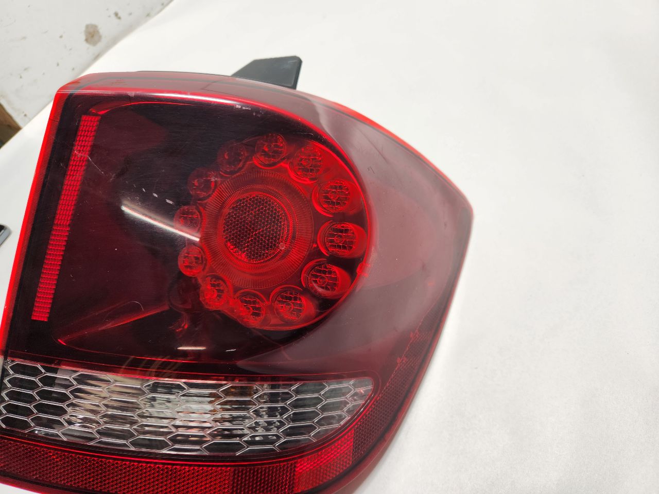 2016 DODGE JOURNEY 4cyl Gasoline 2.4 Right TAIL LAMP - 386054 — photo 2