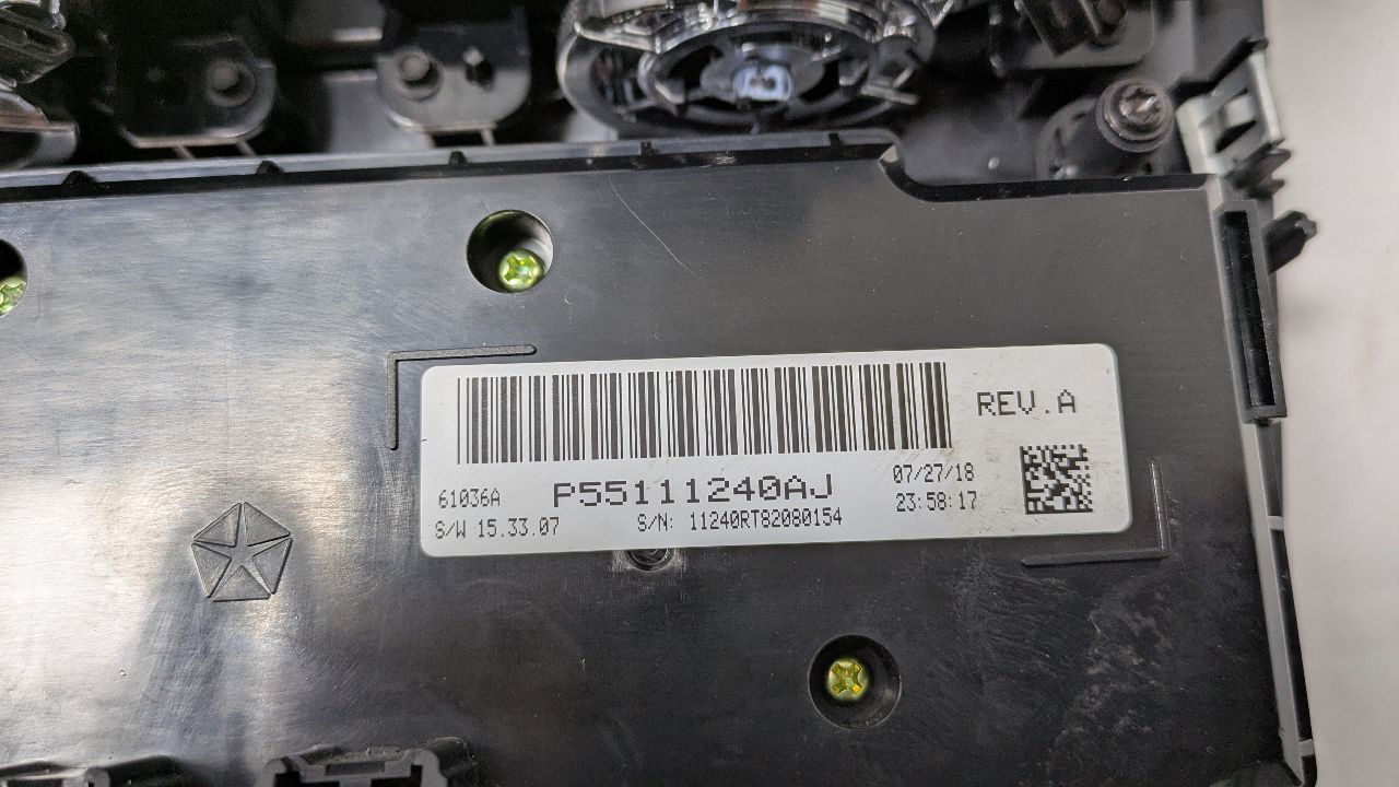 2019 DODGE CARAVAN 3.6L 6cyl VVT TEMP CONTROL - 386157 — photo 4