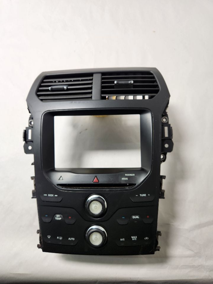 2014 FORD EXPLORER 6cyl Gasoline 3.5 Radio Audio - 386197