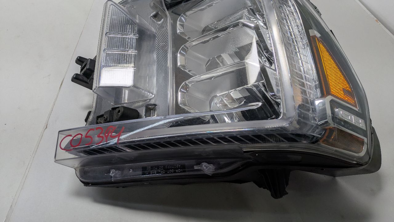 2022 GMC SIERRA 2500 PICKUP 6.6L 8cyl Turbo Diesel Right HEADLAMP ASSEMBLY - 386478 — photo 2