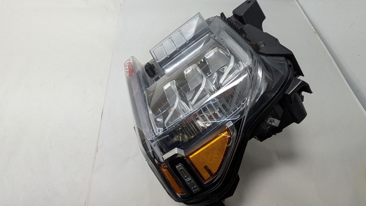 2022 GMC SIERRA 2500 PICKUP 6.6L 8cyl Turbo Diesel Right HEADLAMP ASSEMBLY - 386478 — photo 3