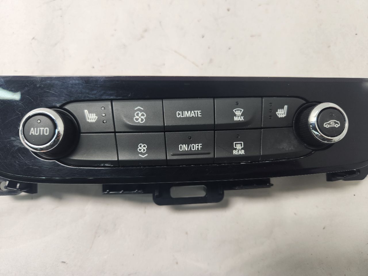 2019 BUICK ENCLAVE 3.6L 6cyl Gasoline VVT TEMP CONTROL - 386540 — photo 3
