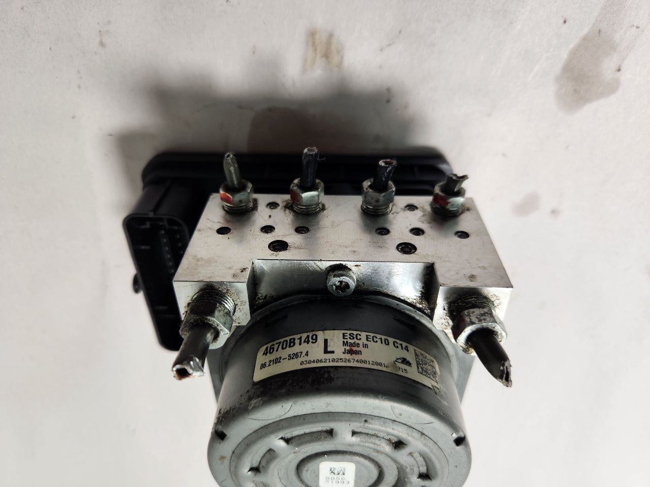 2020 MITSUBISHI ECLIPSE CROSS 1.5L 4cyl Turbo Gasoline Anti-lock Brake Pts - 386607 — photo 3
