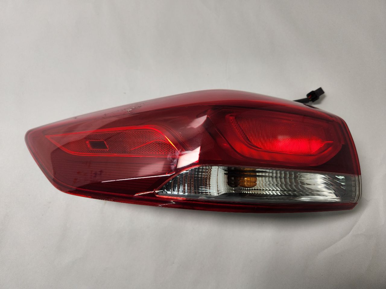 2013 HYUNDAI ACCENT 4cyl Gasoline 1.6 DOHC Left TAIL LAMP - 386740