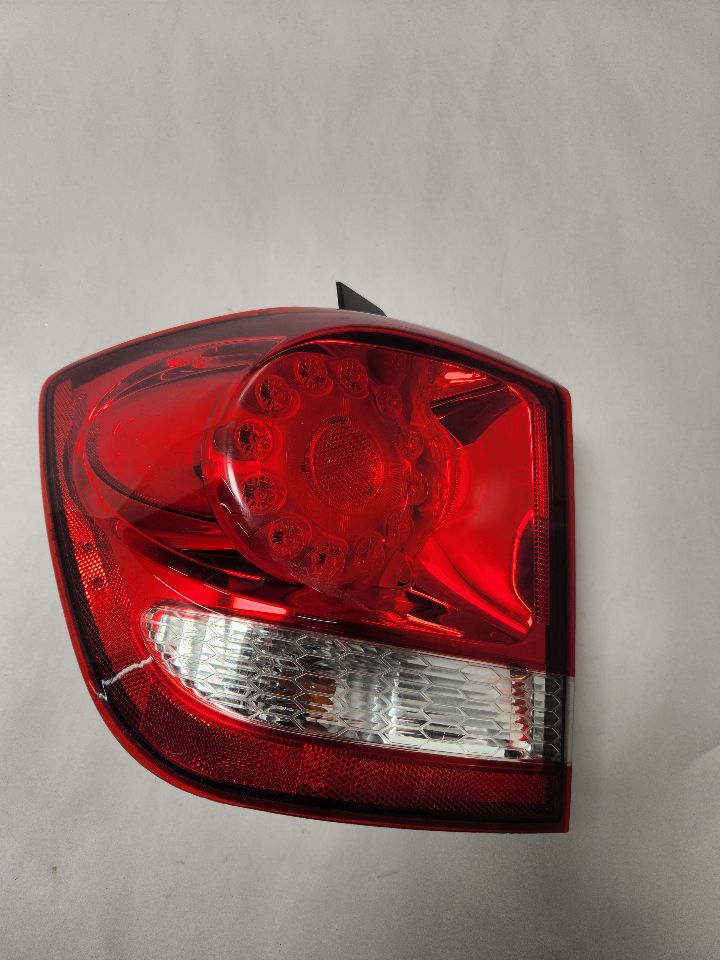 2011 DODGE JOURNEY 6 cyl Gas Flex Fuel 3.6 Left TAIL LAMP - 386756