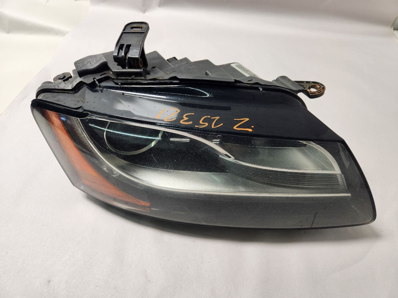 2010 AUDI A5 4cyl Gasoline Turbo 2.0 Right HEADLAMP ASSEMBLY - 386760