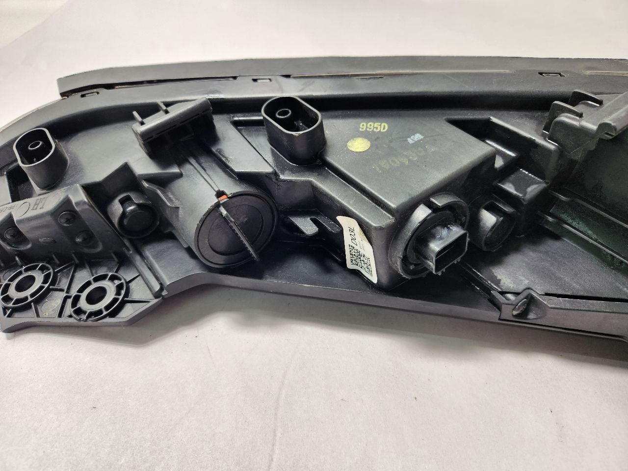 2020 HYUNDAI KONA 1.6L 4cyl Turbo Gasoline Left HEADLAMP ASSEMBLY - 386771 — photo 5