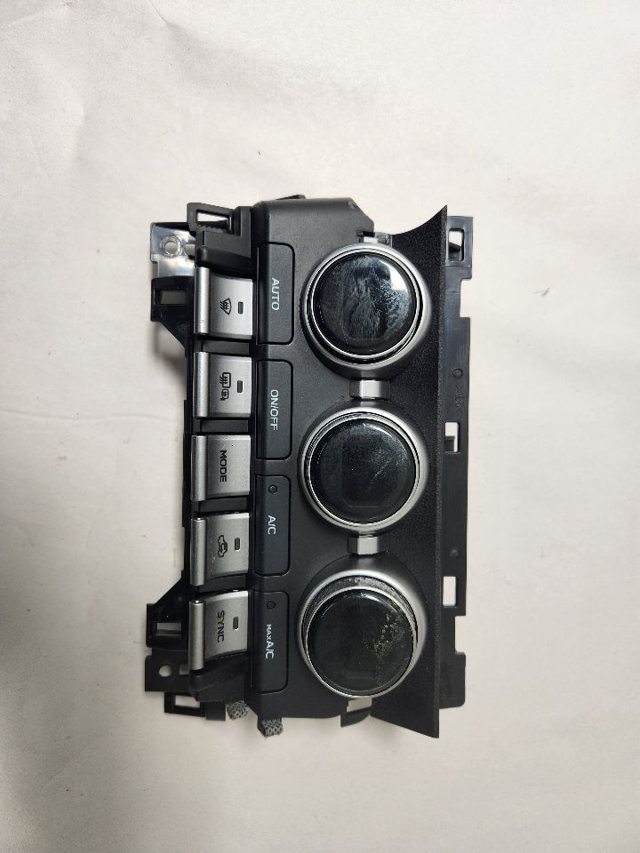 2025 TOYOTA GR86 TEMP CONTROL - 386790