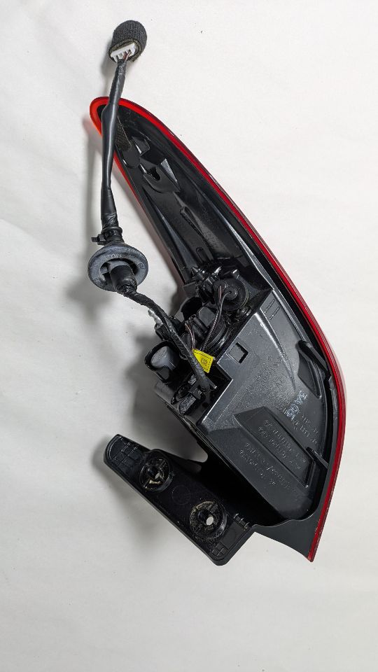 2023 HYUNDAI KONA 2.0L 4cyl Gasoline Left TAIL LAMP - 387161 — photo 3