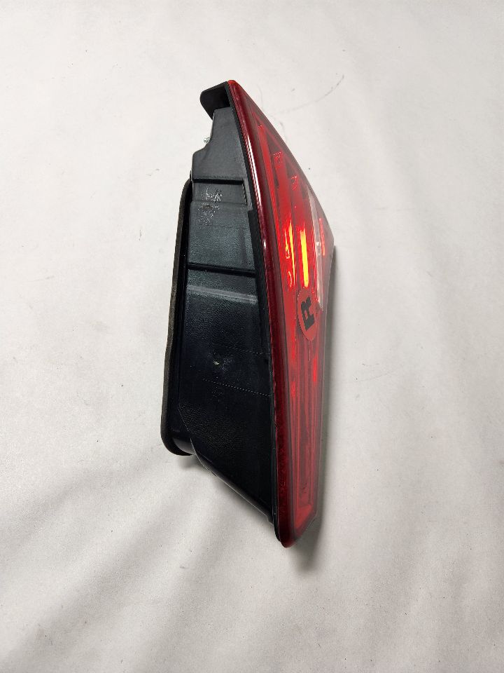 2011 KIA OPTIMA 4cyl Gasoline 2.4 Right TAIL LAMP - 387196 — photo 3