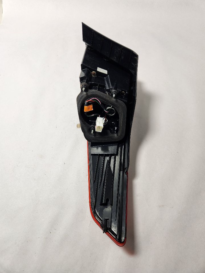 2011 KIA OPTIMA 4cyl Gasoline 2.4 Left TAIL LAMP - 387198 — photo 6