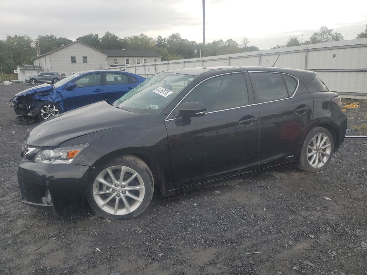2013 LEXUS CT200H 4cyl Hybrid 1.8 Conv/Invert/Charger - 387259