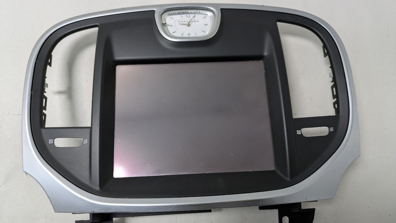 2014 CHRYSLER 300 Info-GPS-TV Screen - 387347 — photo 2