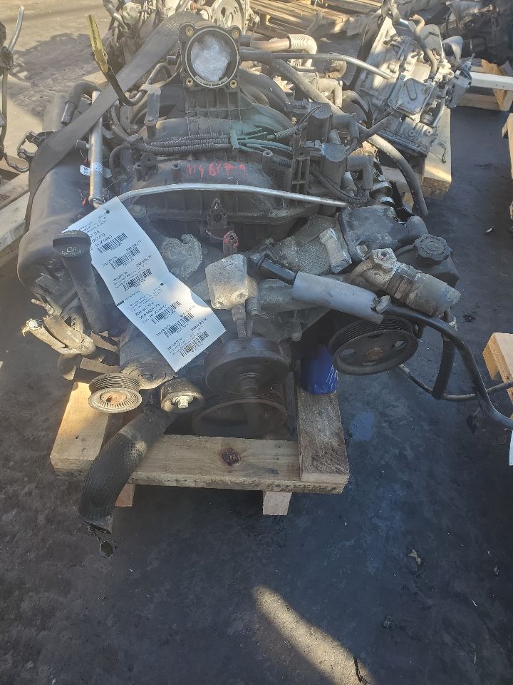 2012 JEEP LIBERTY 6cyl Gasoline 3.7 ENGINE ASSEMBLY - 387564