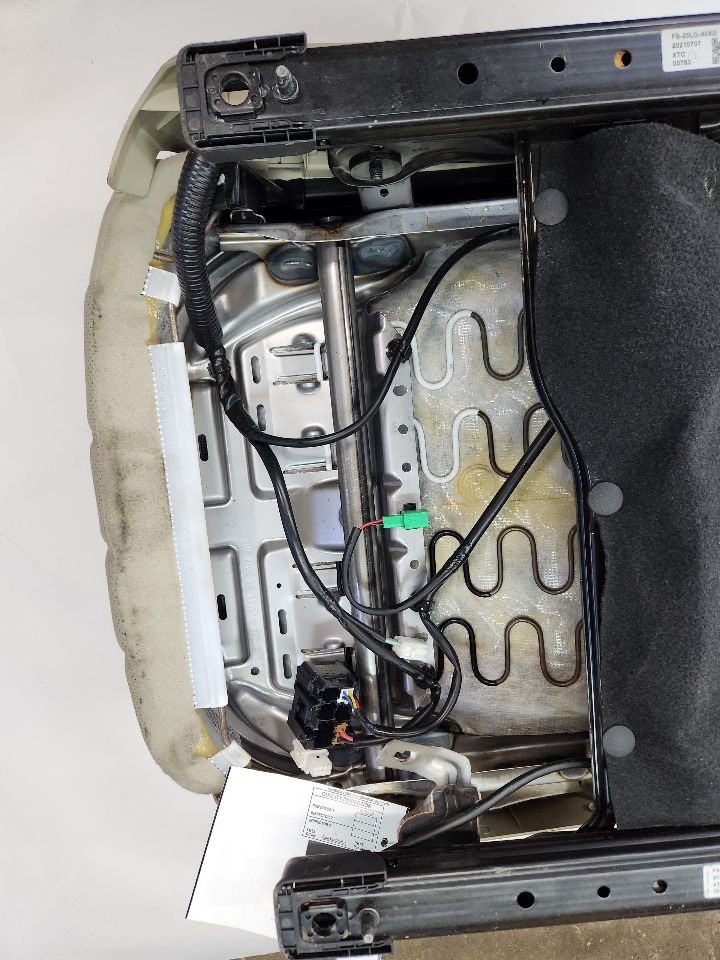 2021 MAZDA 6 2.5L 4cyl Gasoline Left SEAT, FRONT - 387714 — photo 5