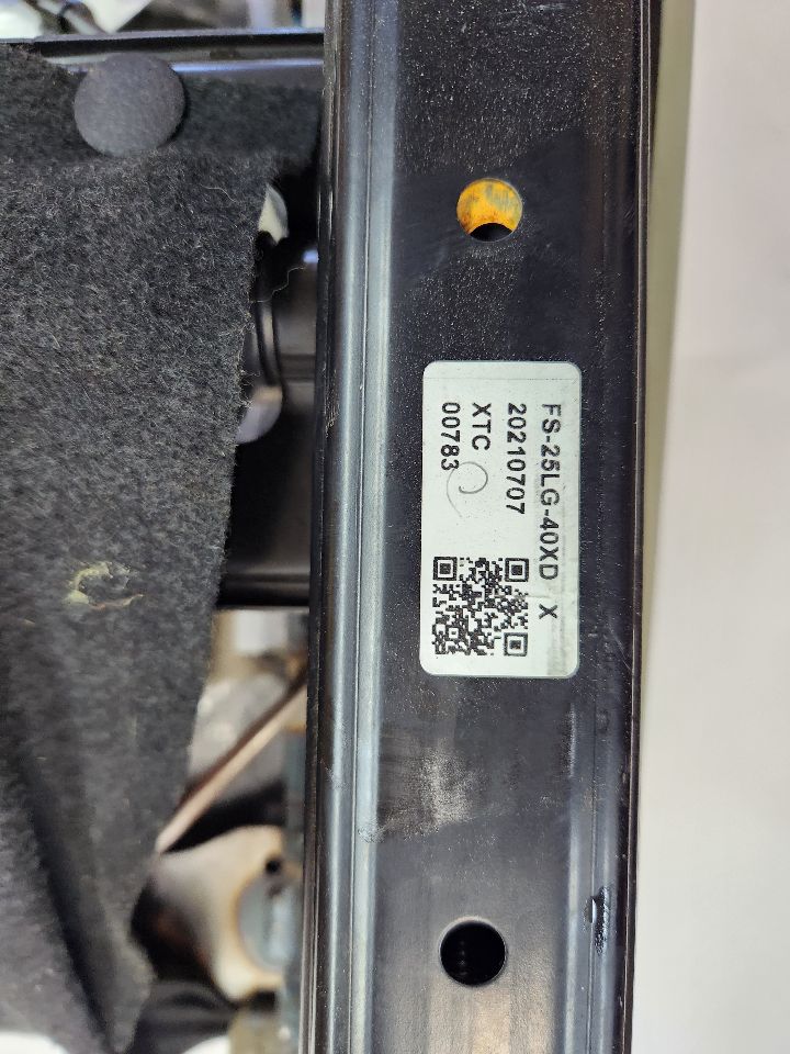 2021 MAZDA 6 2.5L 4cyl Gasoline Left SEAT, FRONT - 387714 — photo 7