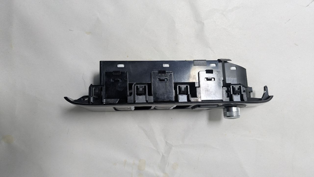 2021 MAZDA 6 2.5L 4cyl Gasoline Left Front Door Switch - 387716 — photo 4