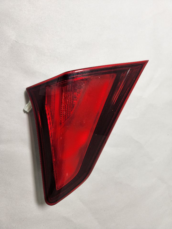 2020 NISSAN KICKS 1.6L 4cyl Gasoline Left TAIL LAMP - 388048