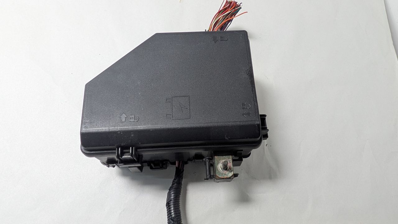 2017 CHEVROLET TRAVERSE 6cyl Gasoline 3.6 Fuse Box, Engine - 388072 — photo 7