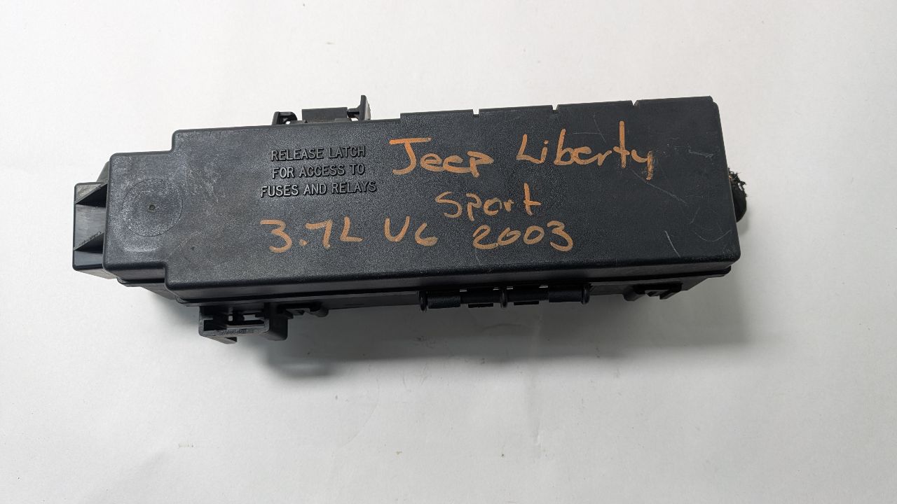 2003 JEEP LIBERTY Fuse Box, Engine - 388096