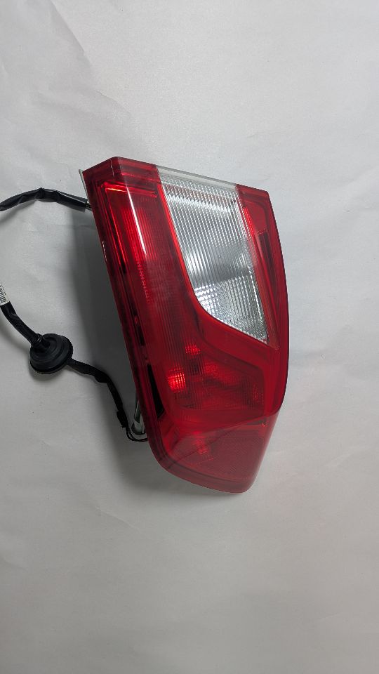 2017 CHEVROLET CRUZE 4cyl Gasoline Turbo 1.4 Right TAIL LAMP - 388120
