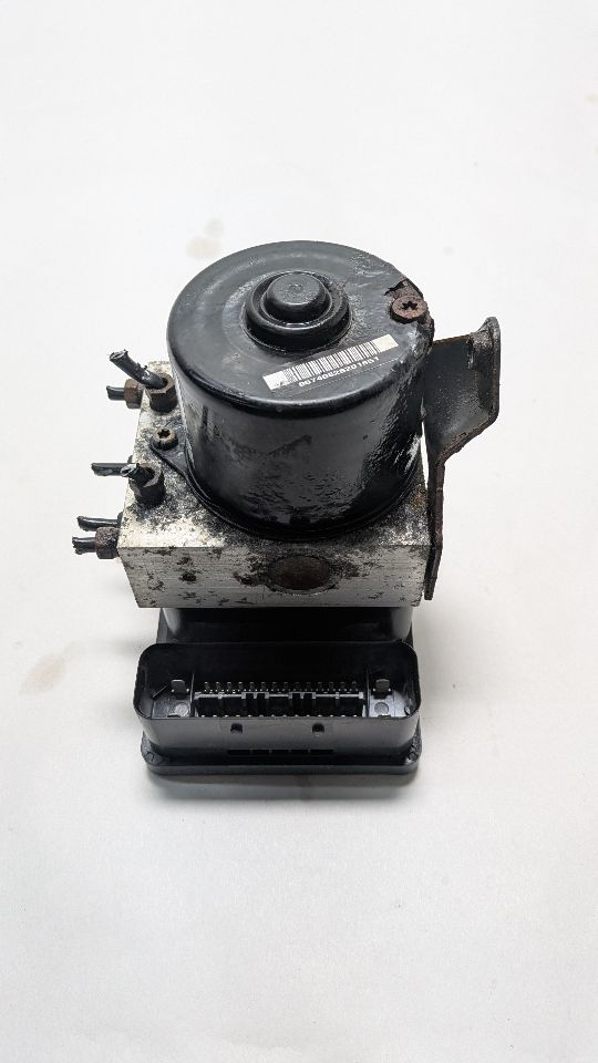 2005 HONDA ELEMENT 4cyl Gasoline 2.4 VTEC Anti-lock Brake Pts - 388156
